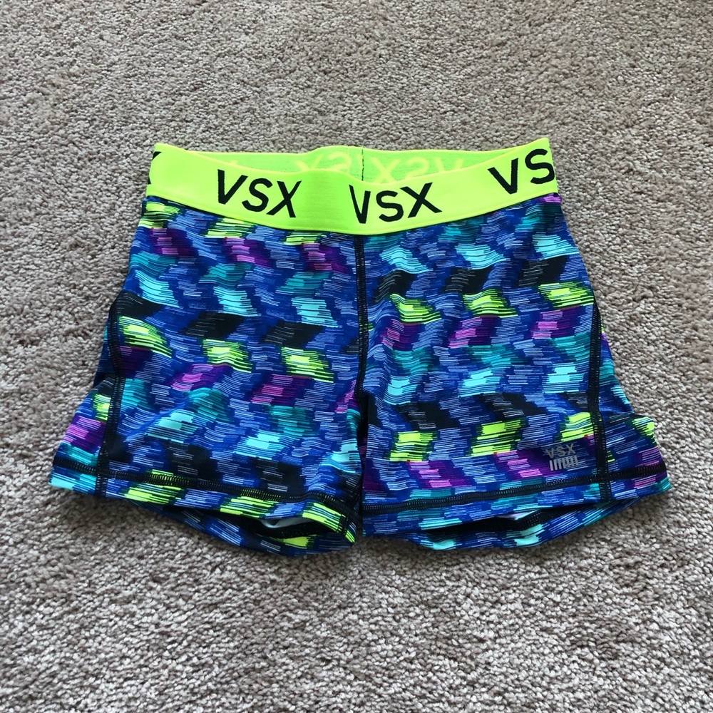 NWOT “the player” hot short